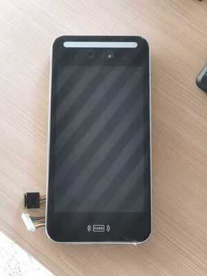 좋은 가격 바이오메트릭 기술 얼굴 인식 액세스 키보드 액세스 제어 시스템 온라인으로